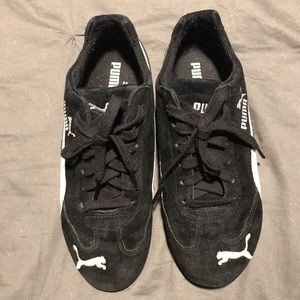 Women’s Black Pumas